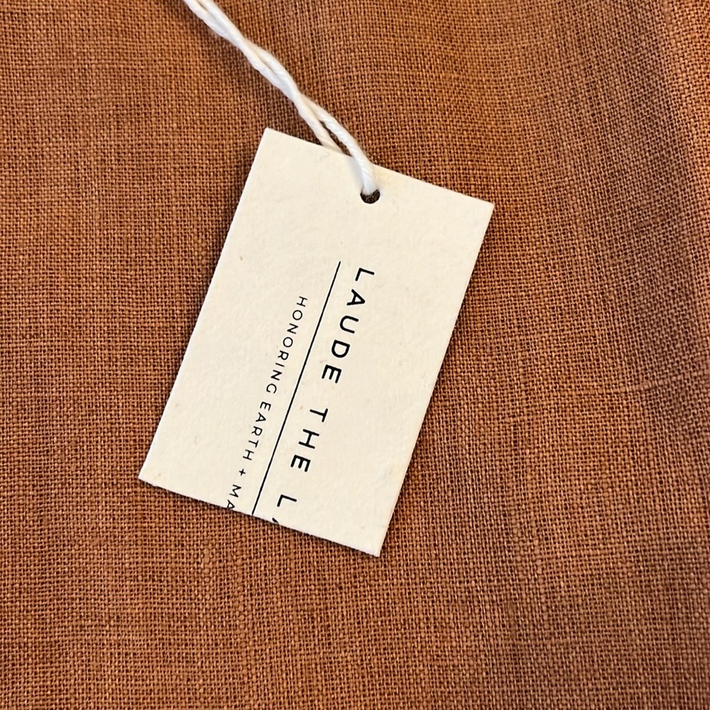 SALE! Brand new with tags Laude the label Ho-Low Top - Picture 5 of 5